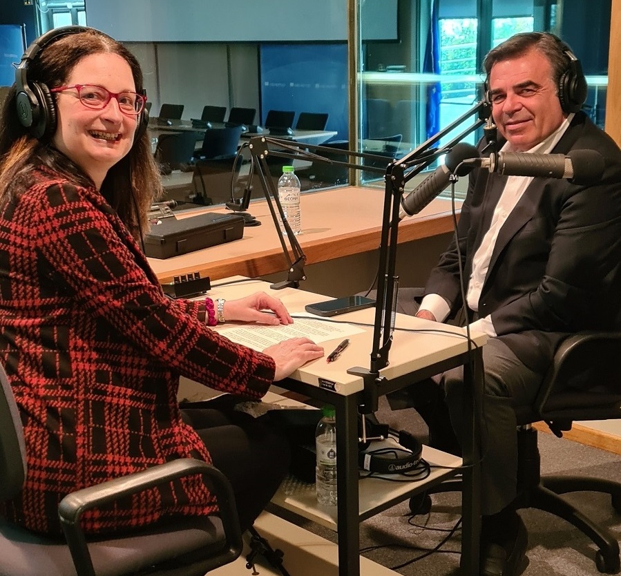 Margaritis Schinas talking to Rosy Voudouri for the Cedefop podcast